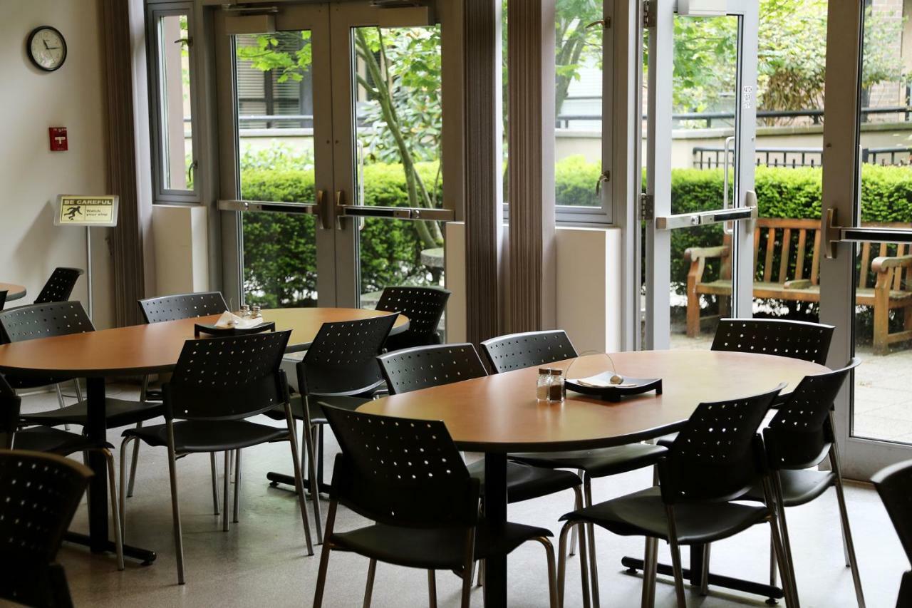 Carey Centre On Ubc Campus Apartment Ванкувър Екстериор снимка
